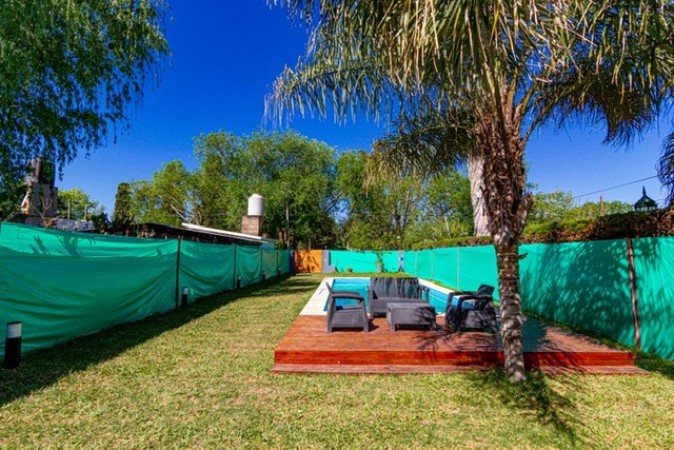 Venta Casa 3 dormitorios con Patio y Pileta - Necochea 2300, Funes