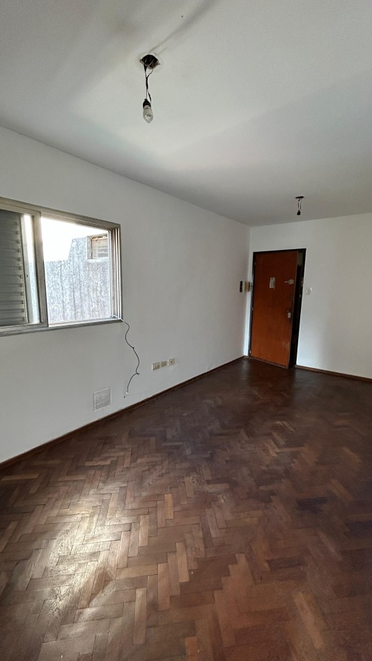 VENTA DEPARTAMENTO 2 DORMITORIOS - Alem 1630 - 6to Piso Dpto 3  (entre Pellegrini y Montevideo). Rosario