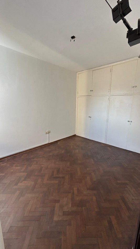 VENTA DEPARTAMENTO 2 DORMITORIOS - Alem 1630 - 6to Piso Dpto 3  (entre Pellegrini y Montevideo). Rosario