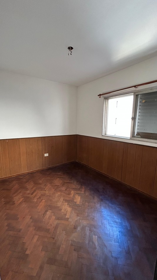 VENTA DEPARTAMENTO 2 DORMITORIOS - Alem 1630 - 6to Piso Dpto 3  (entre Pellegrini y Montevideo). Rosario