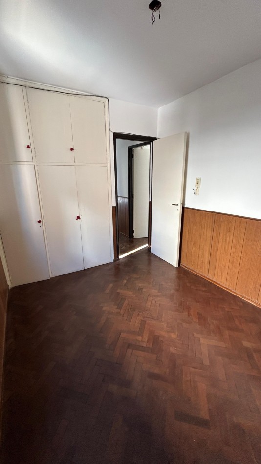 VENTA DEPARTAMENTO 2 DORMITORIOS - Alem 1630 - 6to Piso Dpto 3  (entre Pellegrini y Montevideo). Rosario