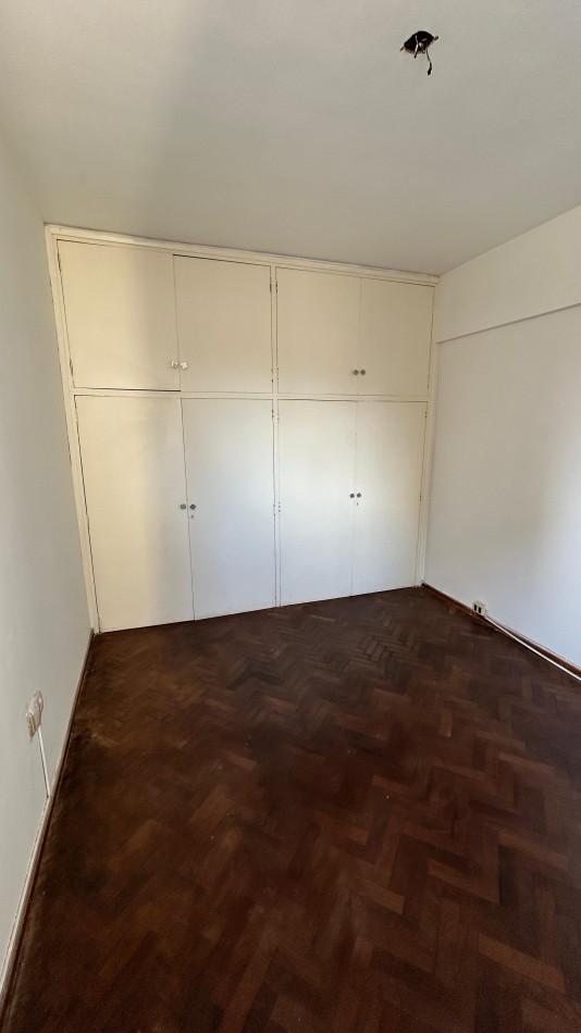 VENTA DEPARTAMENTO 2 DORMITORIOS - Alem 1630 - 6to Piso Dpto 3  (entre Pellegrini y Montevideo). Rosario