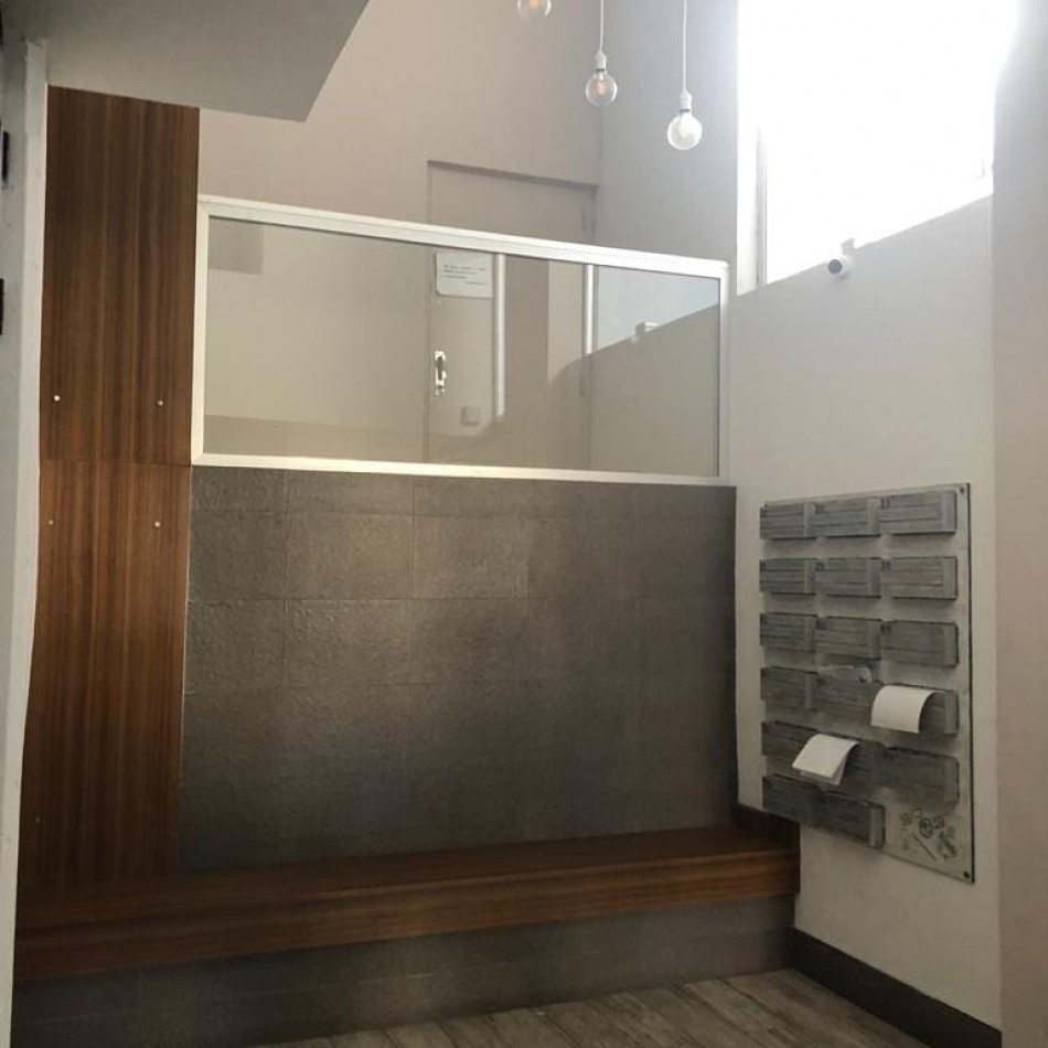 ALQUILER MONOAMBIENTE AL FRENTE CON BALCON - URQUIZA 3424. ROSARIO