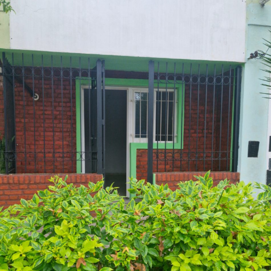 ALQUILER COMERCIAL AL FRENTE - COLOMBRES 1233 (MENDOZA 7800), ROSARIO