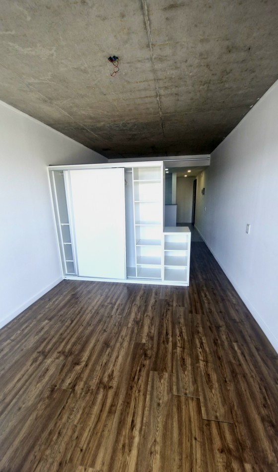 Alquiler Monoambiente Divisible con Balcon + Amenities - Ov. Lagos 500, Rosario