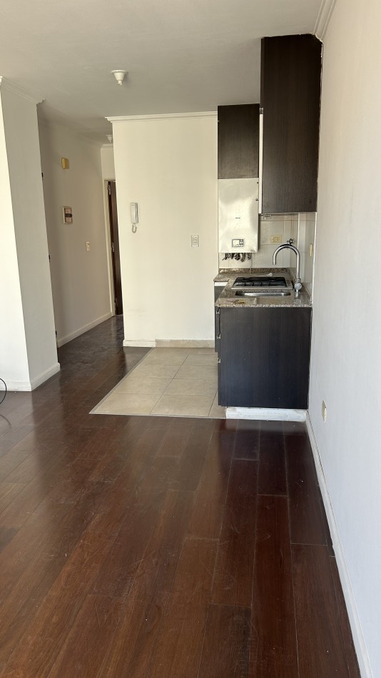 ALQUILER 1 DORMITORIO BALCON AL FRENTE - SALTA Y MORENO, ROSARIO