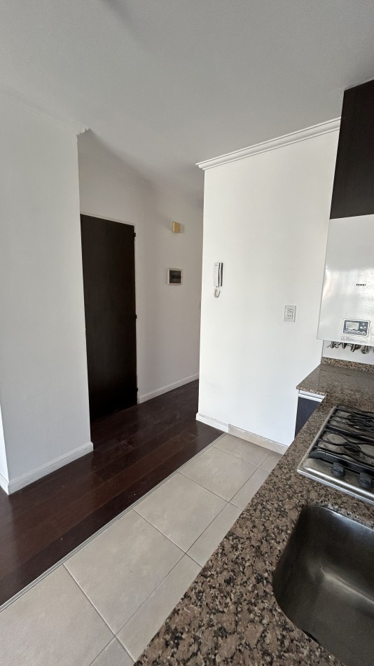 ALQUILER 1 DORMITORIO BALCON AL FRENTE - SALTA Y MORENO, ROSARIO