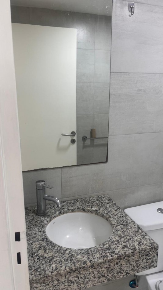 Alquiler de departamento de 1 dormitorio SIN balcon - Pte. Roca 2345, Rosario