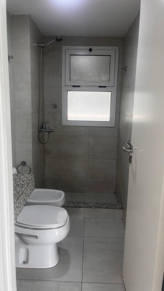 Alquiler de departamento de 1 dormitorio SIN balcon - Pte. Roca 2345, Rosario
