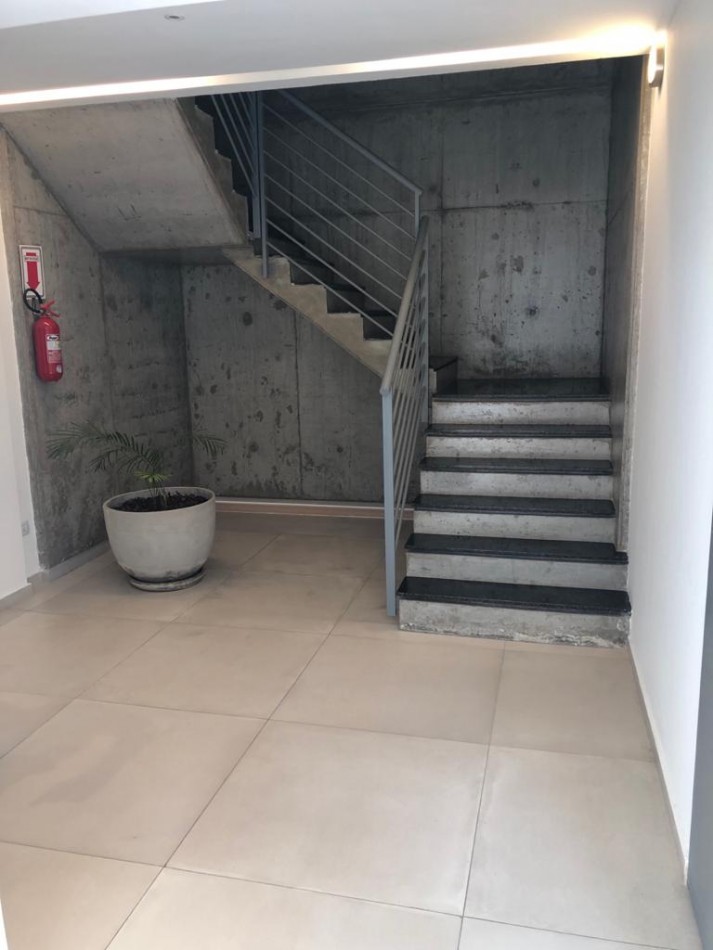 Alquiler de departamento de 1 dormitorio SIN balcon - Pte. Roca 2345, Rosario