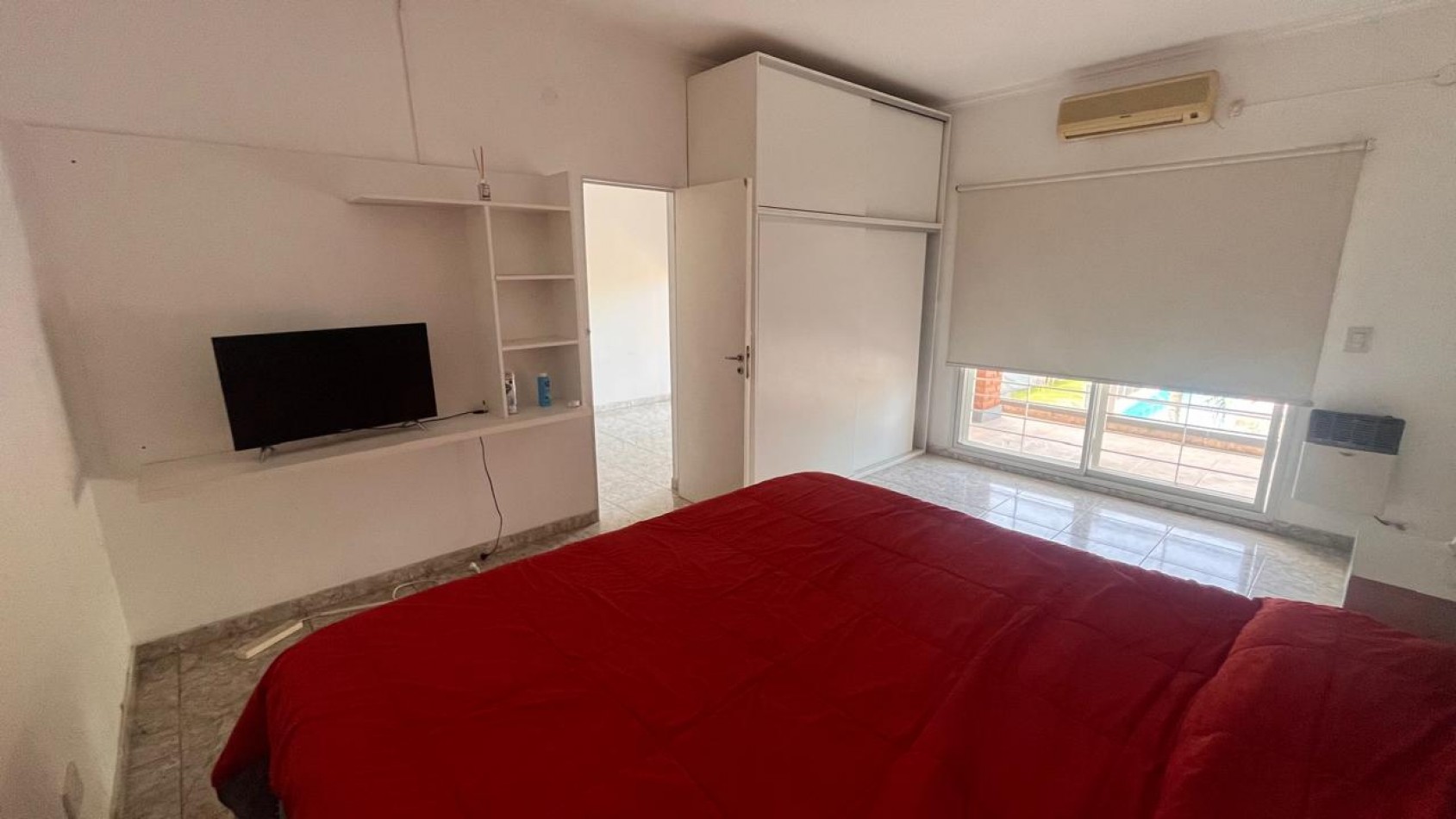 Necochea 2300 - FUNES (Garita 18)