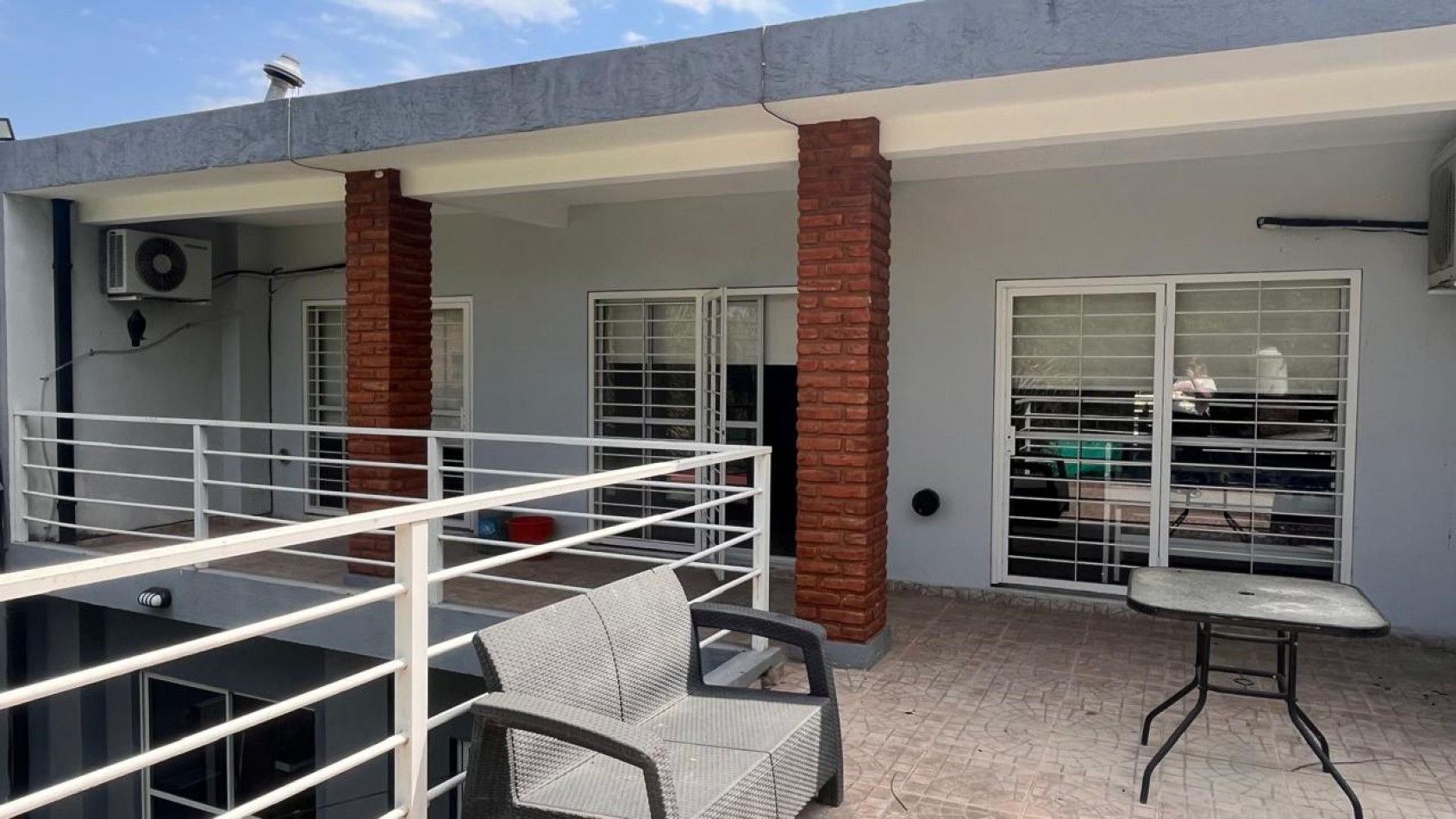 Necochea 2300 - FUNES (Garita 18)