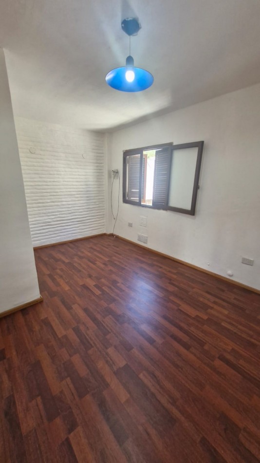 Zeballos e Italia - 1 piso escalera