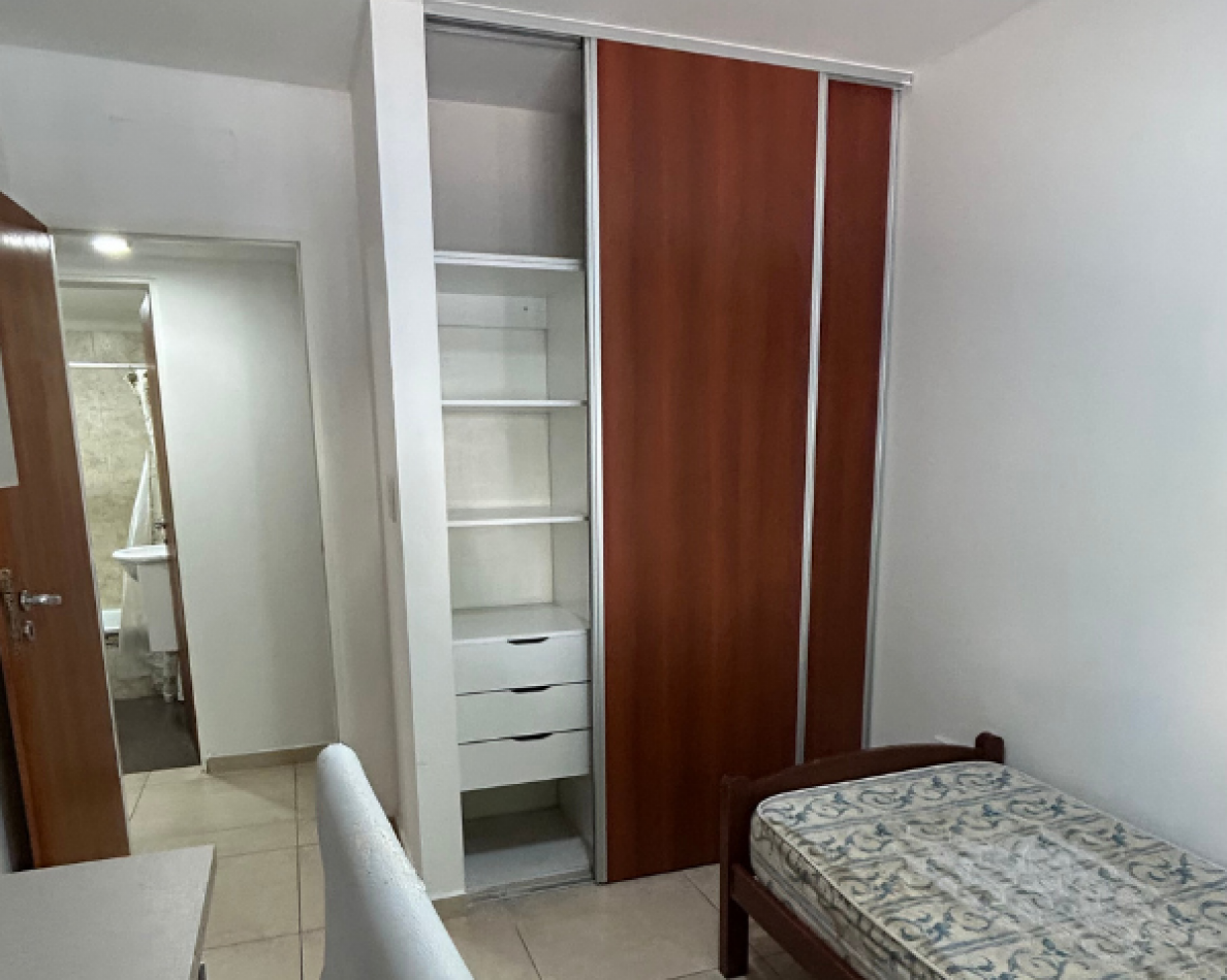 San Luis y Rodriguez - A metros del Sanatorio La Mujer y Bv. Oroño