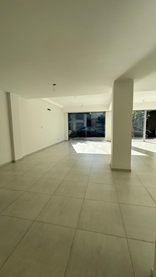 ALQUILER LOCAL PREMIUM CONDOMINIOS ROCA, BARRIO ABASTO - ROSARIO