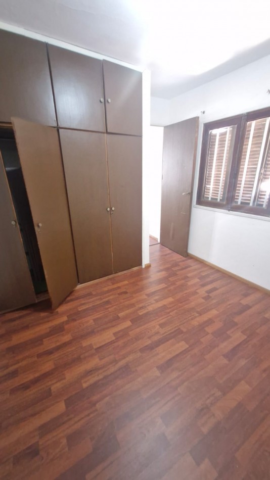 Zeballos e Italia - 1 Piso escalera