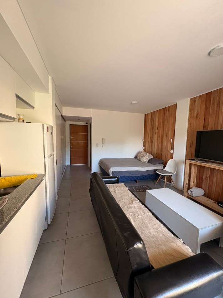 Frente Condominio Refineria - Corvalan y Falucho