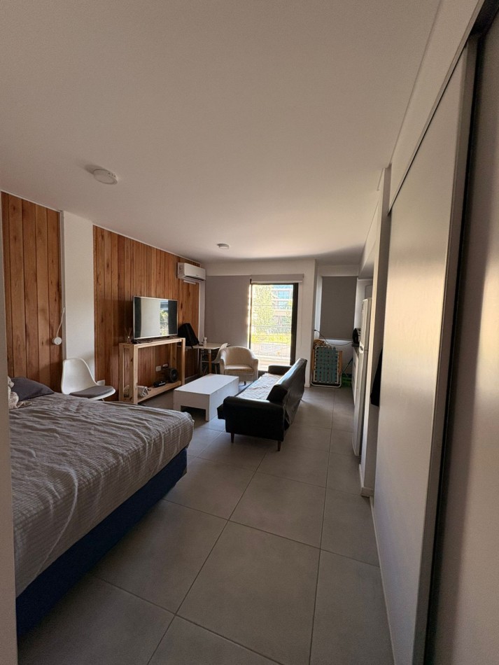 Frente Condominio Refineria - Corvalan y Falucho