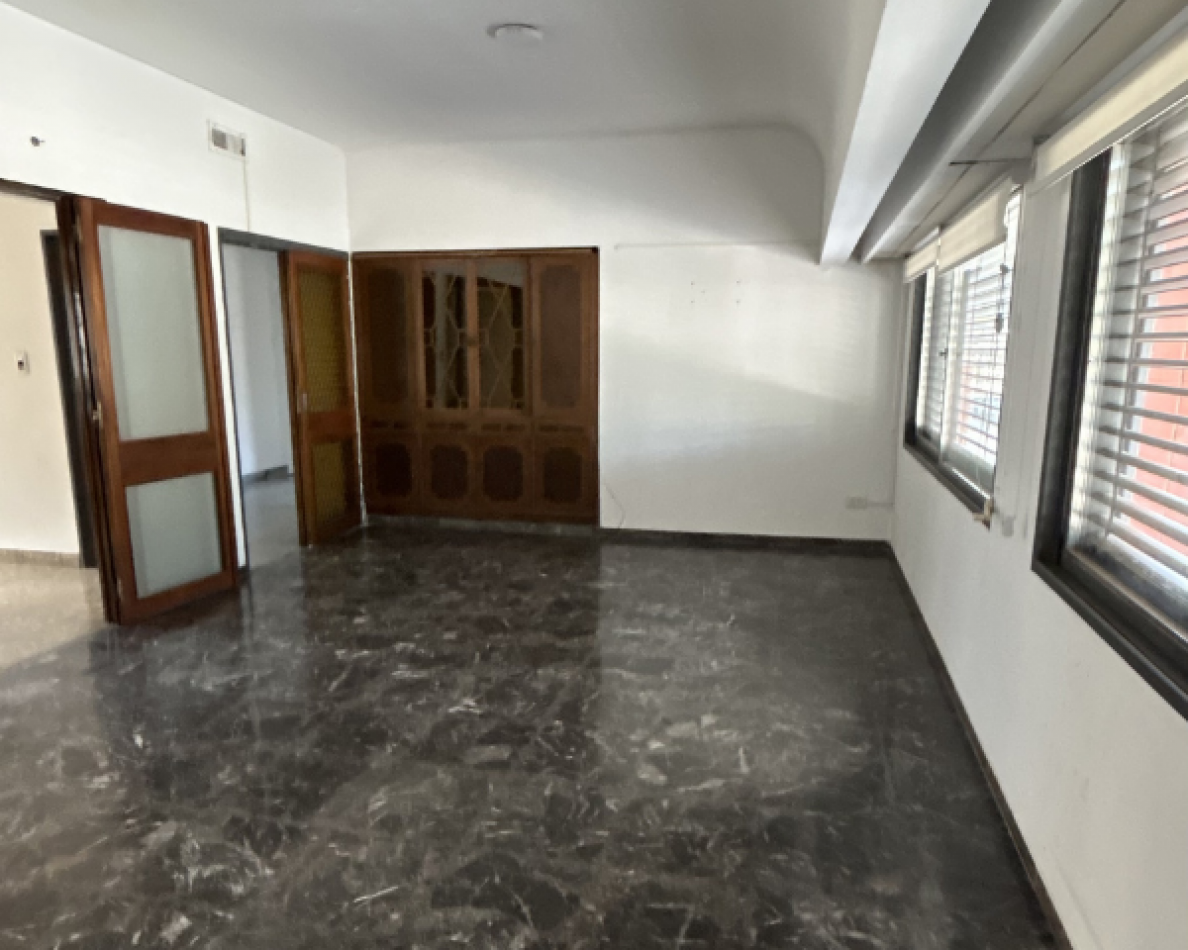 Casa en Planta Alta 3 Dorm. Cochera y Terraza Exclusiva - Apta Credito. Ricchieri y San Lorenzo