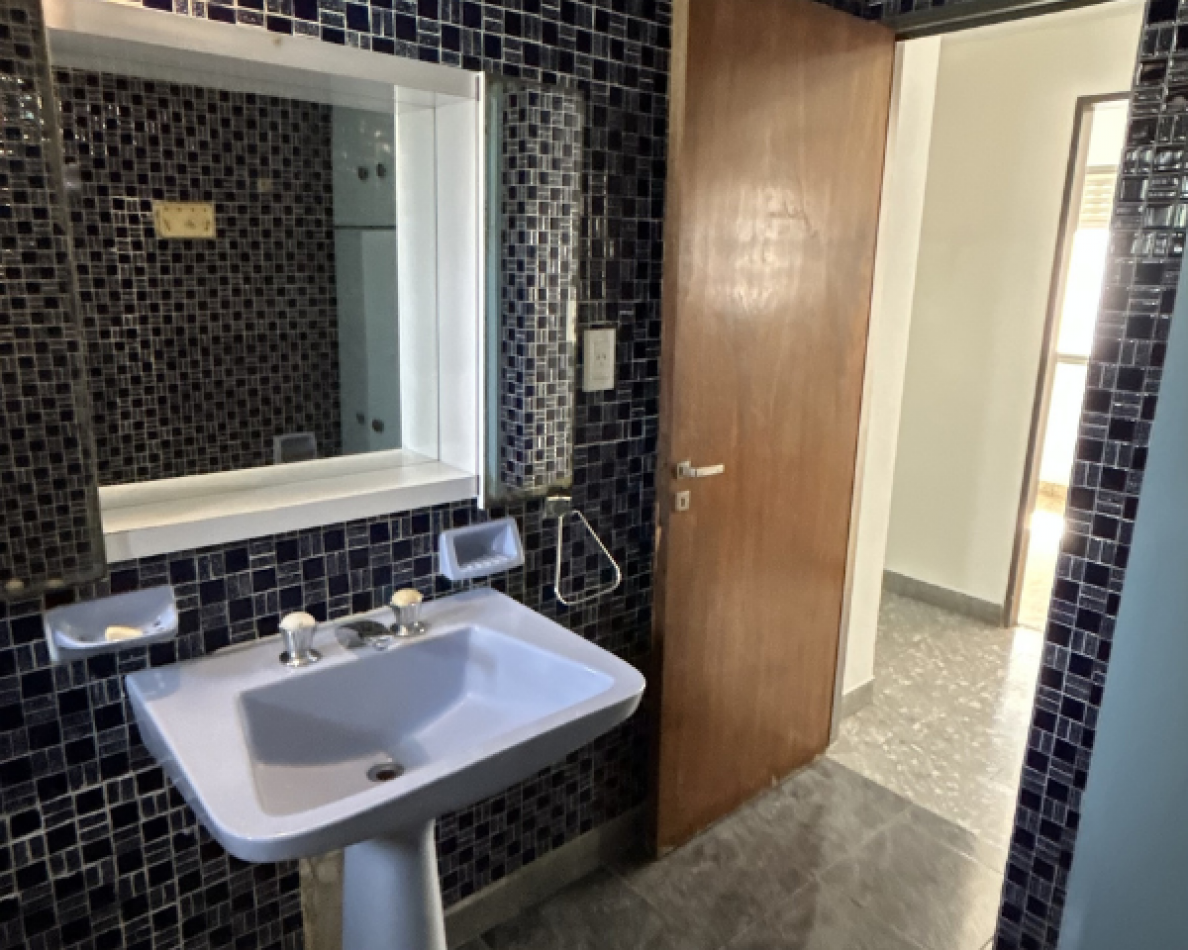 Casa en Planta Alta 3 Dorm. Cochera y Terraza Exclusiva - Apta Credito. Ricchieri y San Lorenzo