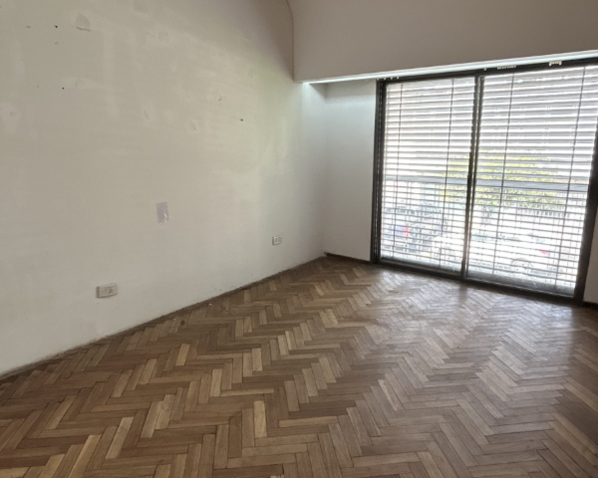 Casa en Planta Alta 3 Dorm. Cochera y Terraza Exclusiva - Apta Credito. Ricchieri y San Lorenzo