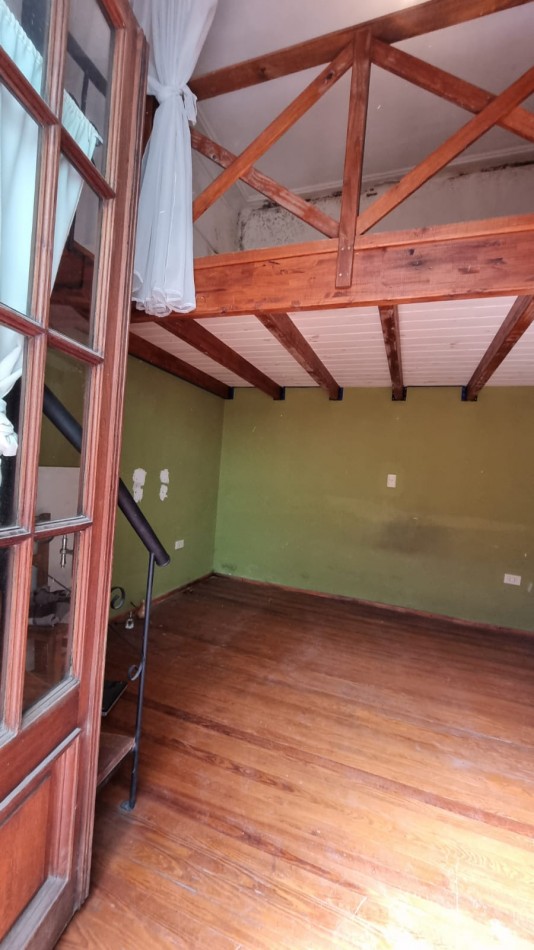 Juan Manuel de Rosas 1100 - Pasillo NO ph