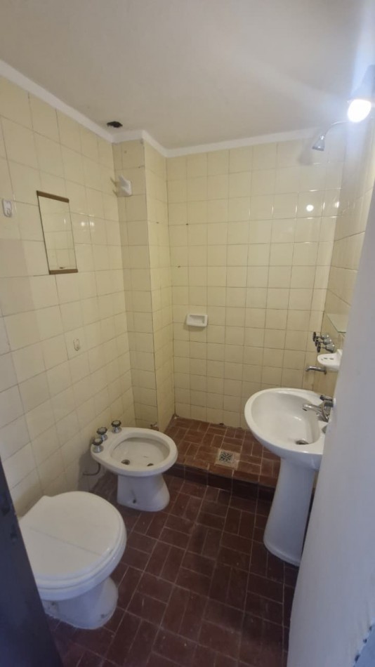 Faculta Medicina - Altura Urquiza 3800 