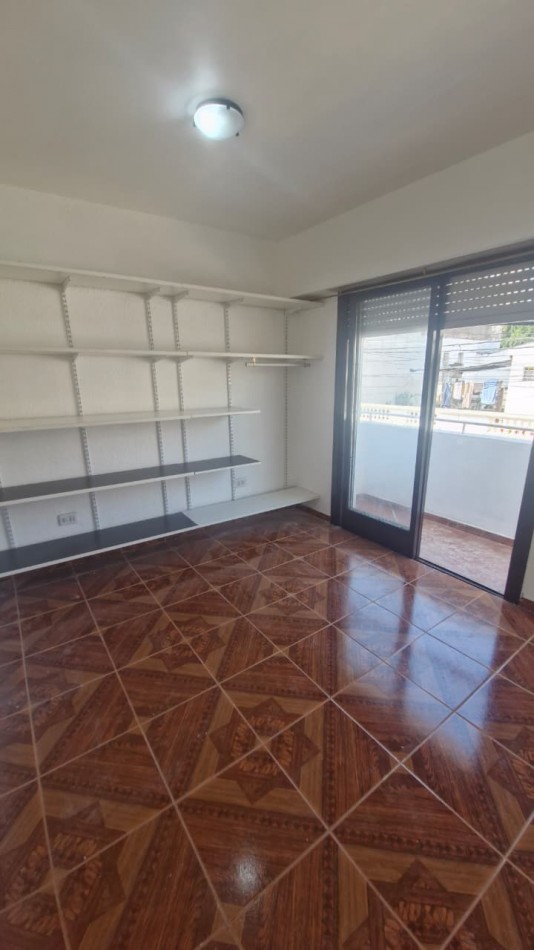 Faculta Medicina - Altura Urquiza 3800 