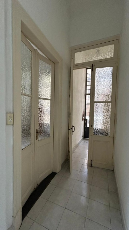 Propiedad Institucional en Pb, Patio y Entrepiso | Doble Ingreso | Centro, Rosario