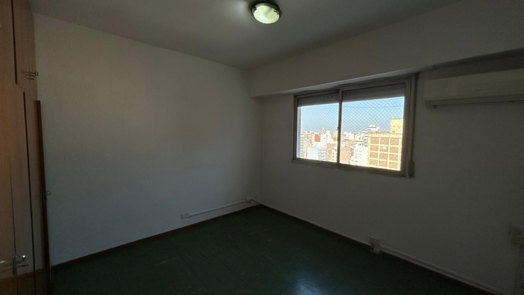 Alquiler 1 dormitorio con balcon (contrafrente) - Corrientes 1700, Rosario 