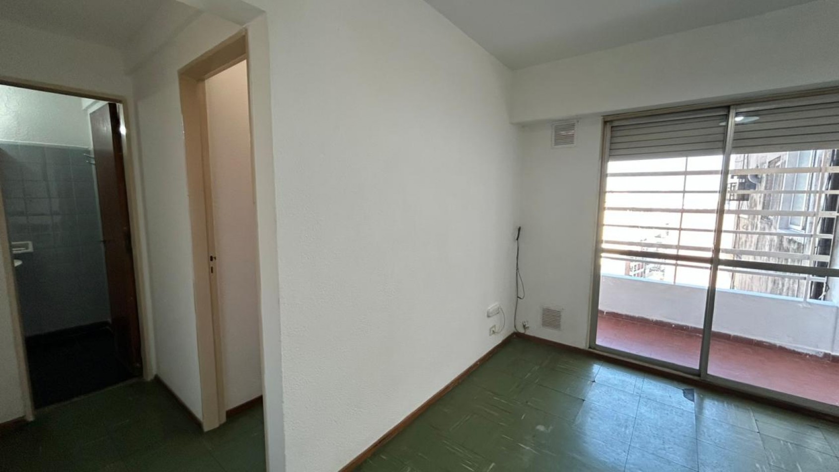 Alquiler 1 dormitorio con balcon (contrafrente) - Corrientes 1700, Rosario 