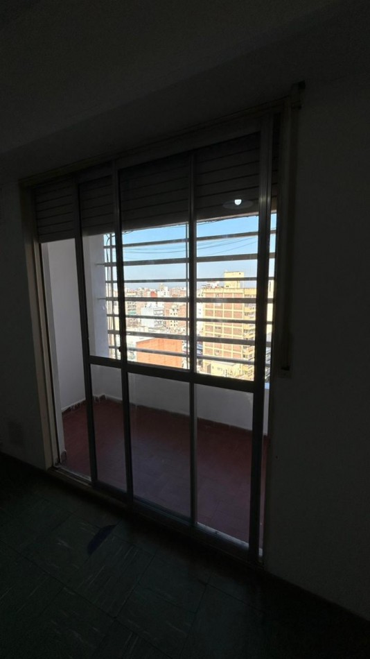 Alquiler 1 dormitorio con balcon (contrafrente) - Corrientes 1700, Rosario 
