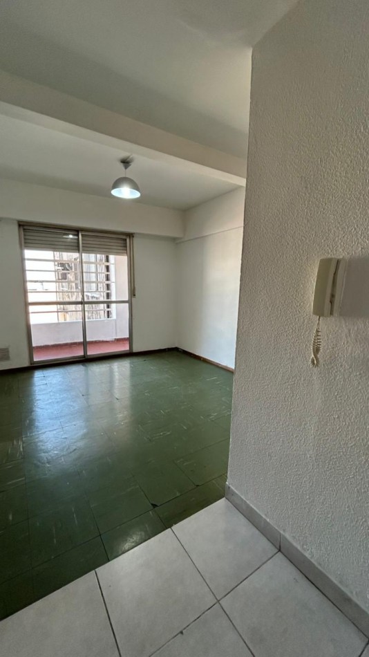 Alquiler 1 dormitorio con balcon (contrafrente) - Corrientes 1700, Rosario 