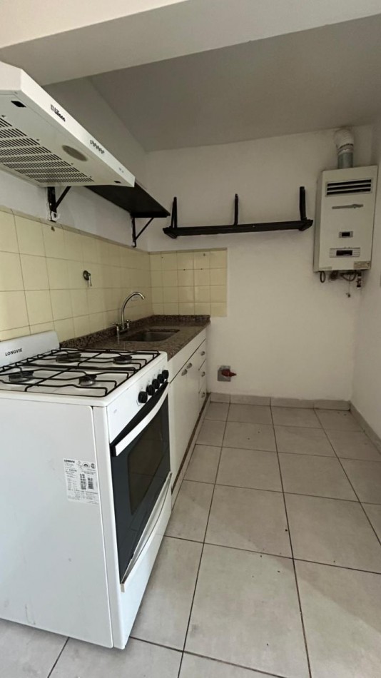 Alquiler 1 dormitorio con balcon (contrafrente) - Corrientes 1700, Rosario 