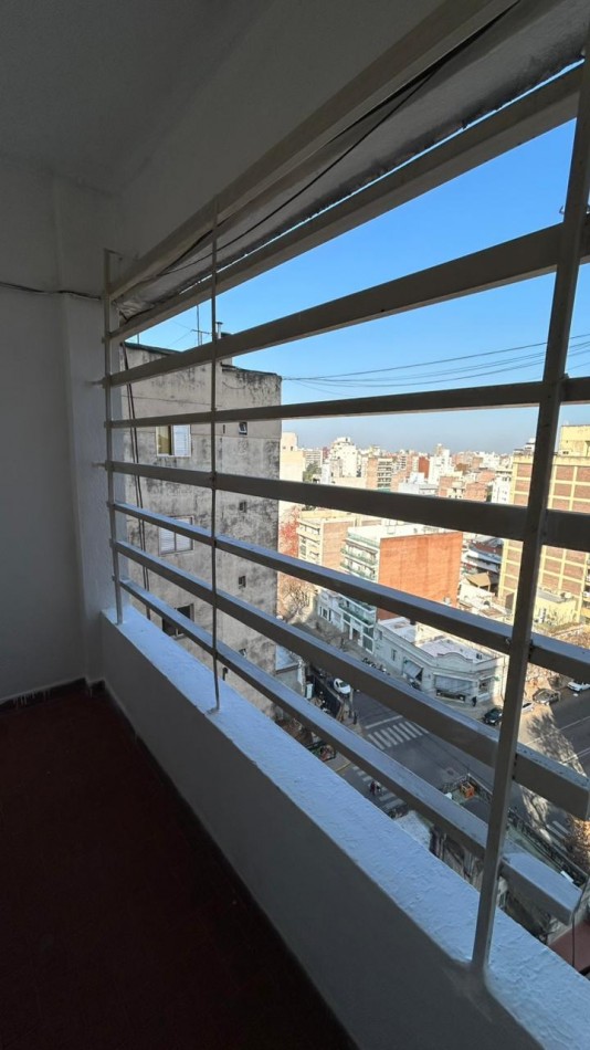 Alquiler 1 dormitorio con balcon (contrafrente) - Corrientes 1700, Rosario 