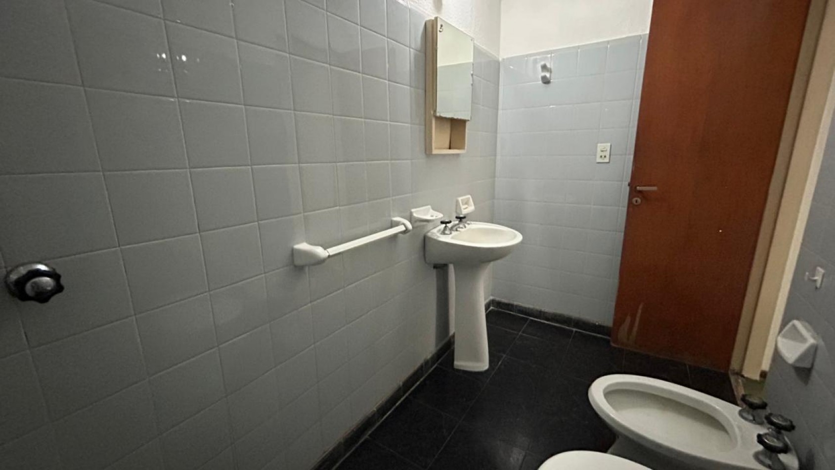 Alquiler 1 dormitorio con balcon (contrafrente) - Corrientes 1700, Rosario 