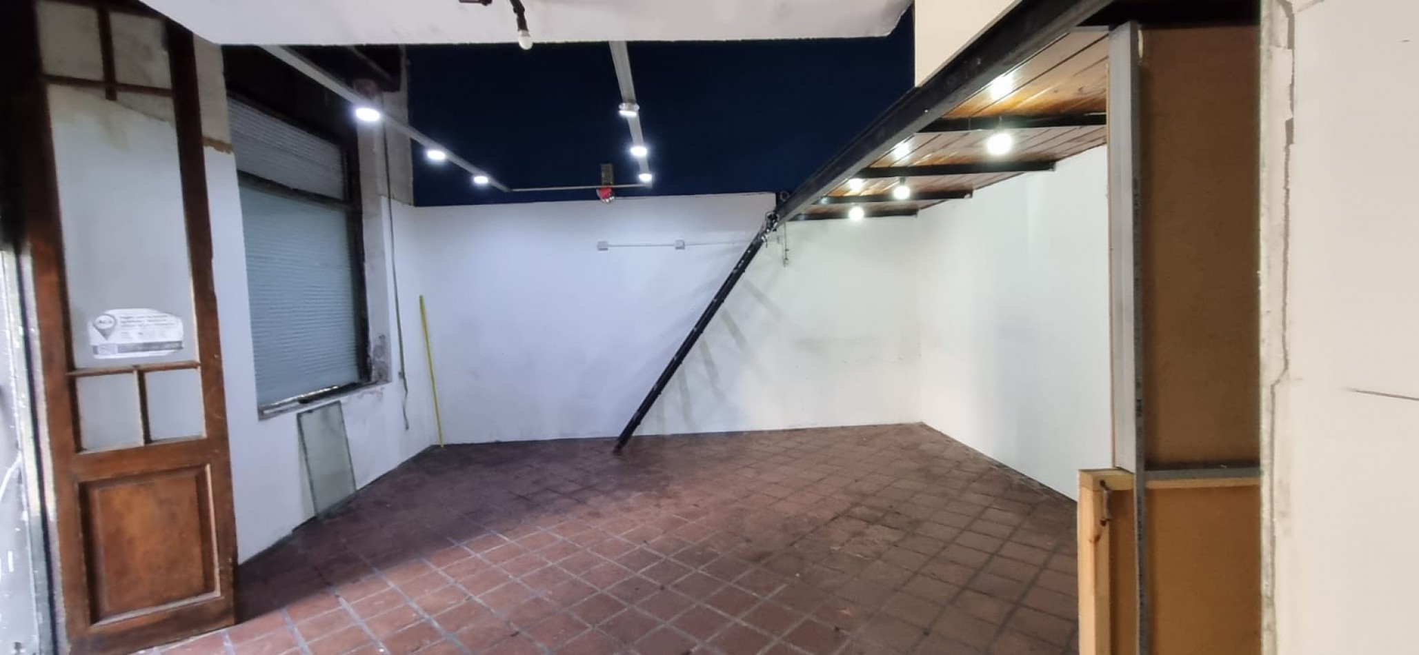 Alquiler Local Comercial Al Frente Doble Ingreso, San Luis 3200. Rosario
