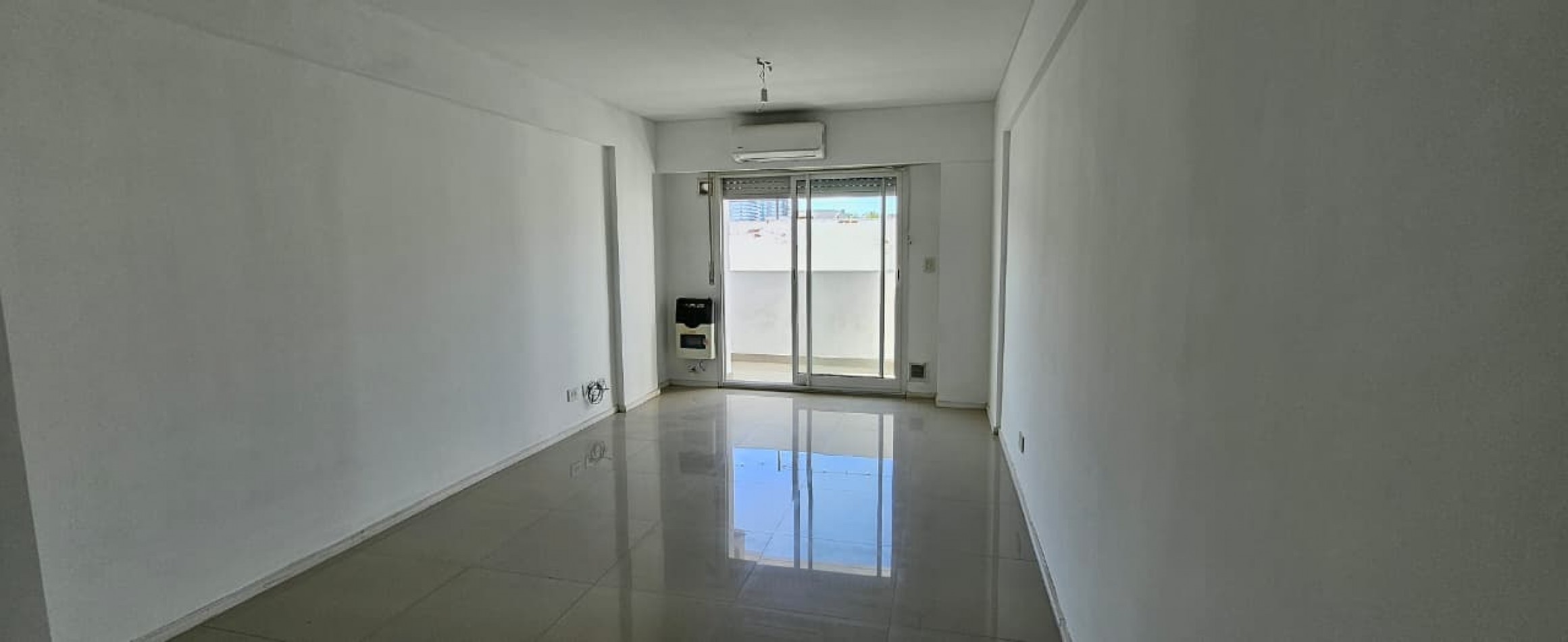 ALQUILER MONOAMBIENTE CON BALCON Y PARRILLERO EXCLUSIVO - SALTA 2400, ROSARIO