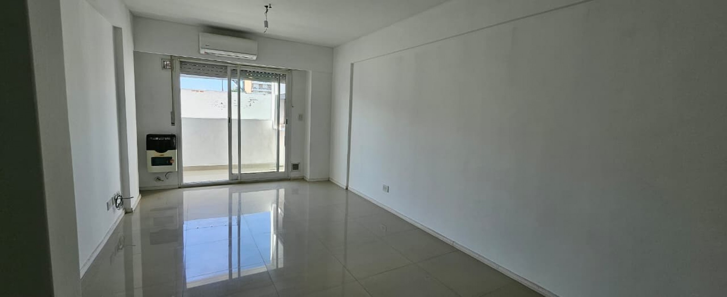 ALQUILER MONOAMBIENTE CON BALCON Y PARRILLERO EXCLUSIVO - SALTA 2400, ROSARIO