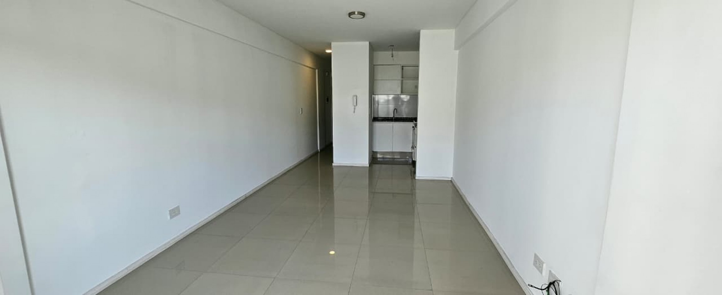 ALQUILER MONOAMBIENTE CON BALCON Y PARRILLERO EXCLUSIVO - SALTA 2400, ROSARIO