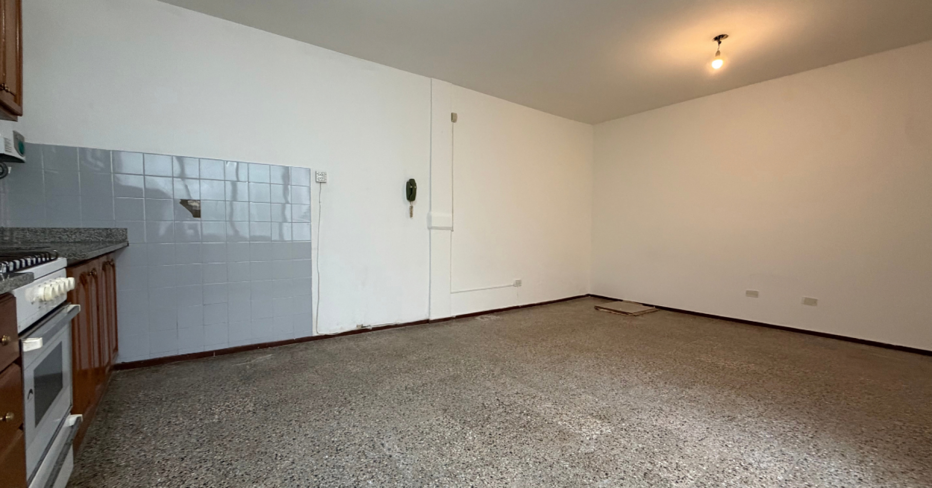 Alquiler 1 Dormitorio | Escalera | Sin Balcon - Juan Manuel de Rosas 2200, Rosario