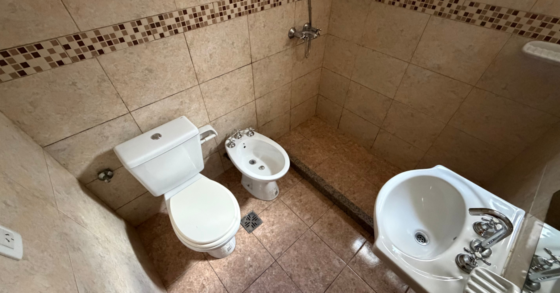 ALQUILER 1 DORMITORIO CON TERRAZA EXCLUSIVA - RAWSON Y CILVETI, ROSARIO 
