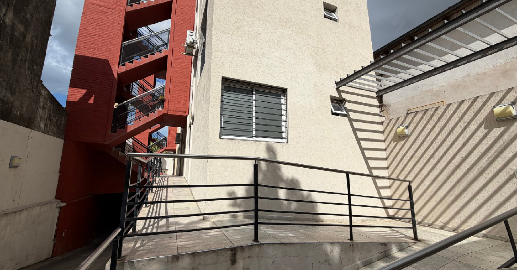 ALQUILER 1 DORMITORIO CON TERRAZA EXCLUSIVA - RAWSON Y CILVETI, ROSARIO 