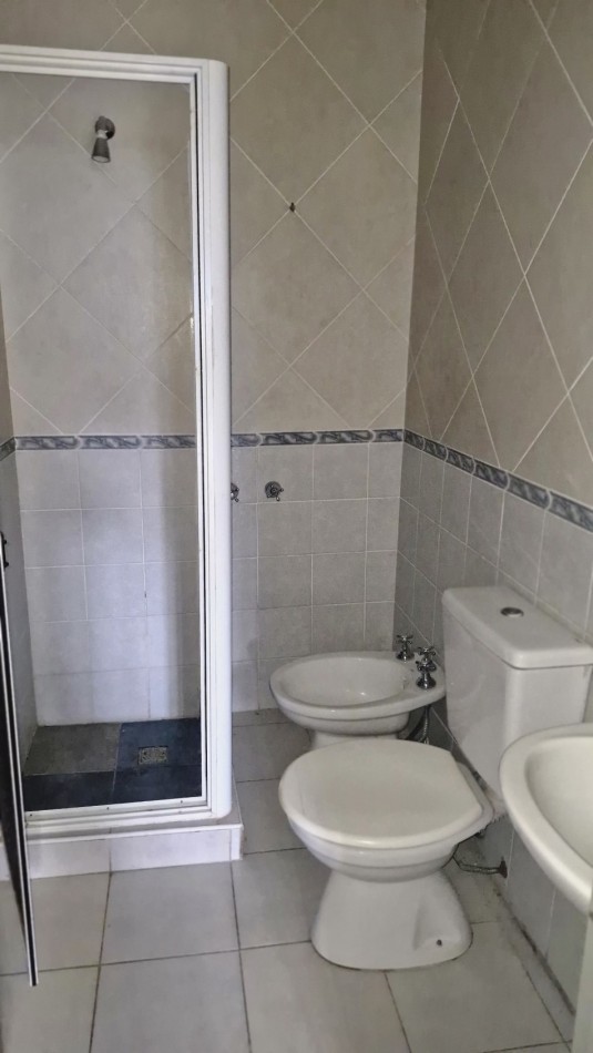 ALQUILER COMERCIAL AL FRENTE - COLOMBRES 1233 (MENDOZA 7800), ROSARIO