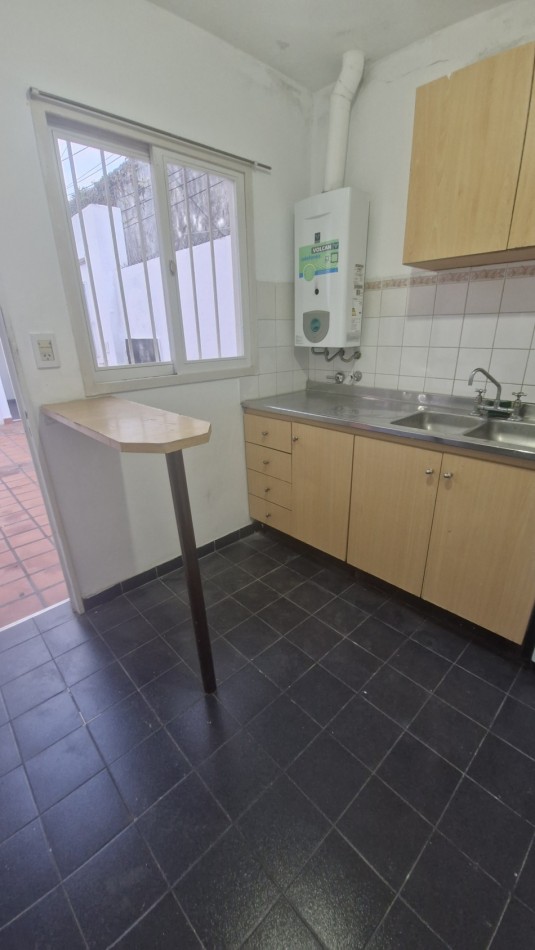 DEPARTAMENTO DE PASILLO 2 DORMITORIOS - CONSTITUCION 200, ROSARIO