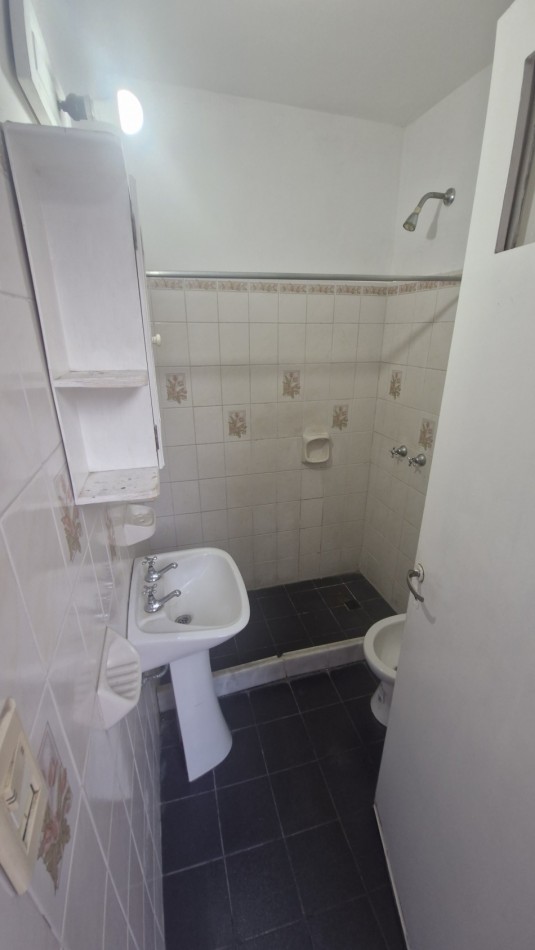 DEPARTAMENTO DE PASILLO 2 DORMITORIOS - CONSTITUCION 200, ROSARIO