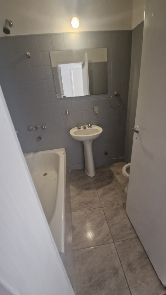 Alquiler 2 Dorm. Balcon Al Frente - 27 De Febrero 1473, Rosario