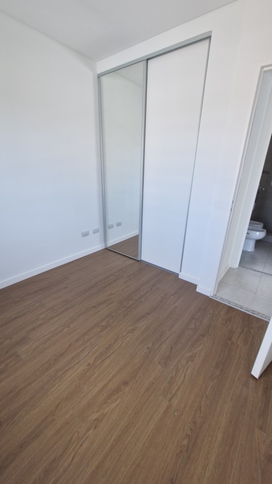 Alquiler de departamento de 1 dormitorio SIN balcon - Pte. Roca 2345, Rosario